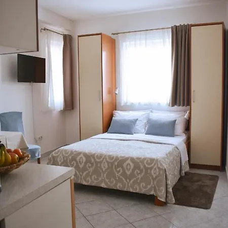 Garden House 보디체