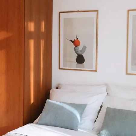 Garden House Apartment *