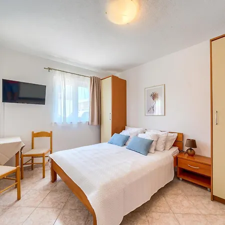 Garden House Appartement Vodice