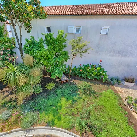 Garden House Appartement