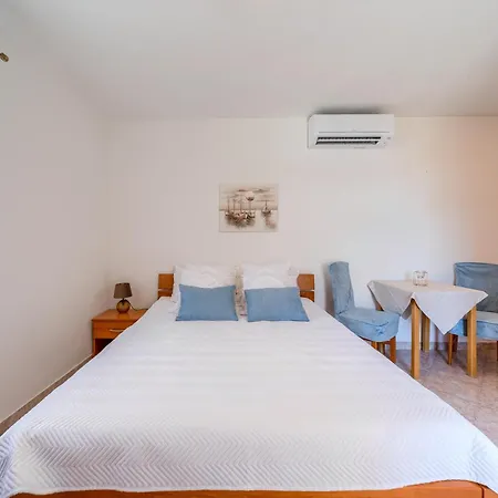 Lägenhet Garden House Vodice