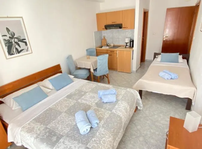 Apartament Garden House *